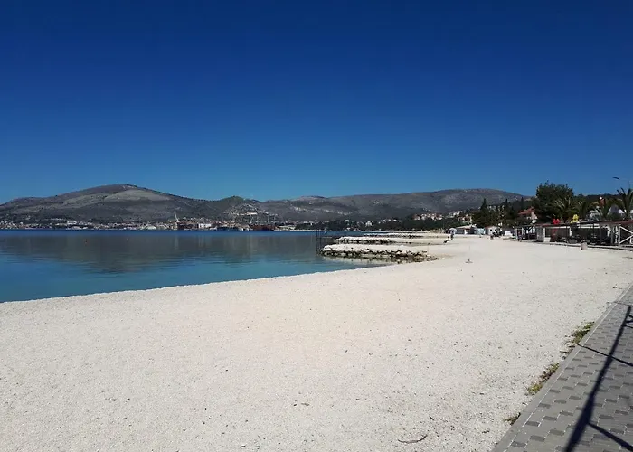 Babic トロギール